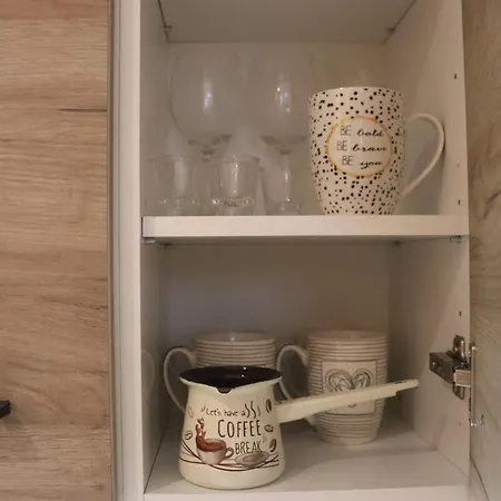 Modern With Jacuzzi In Center