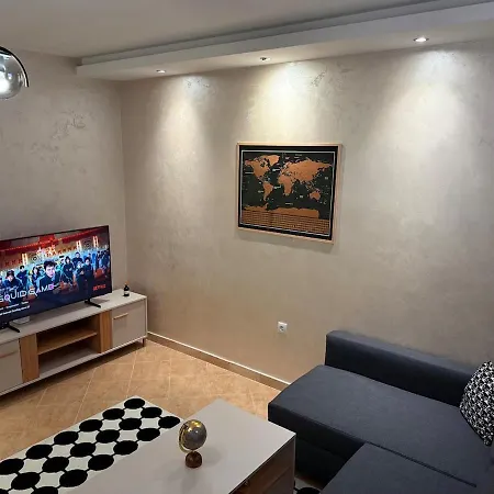 Apartment Modern With Jacuzzi In Center Novi Sad